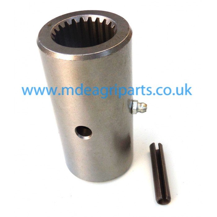 ae40026.jpg McCormick Cx Series 4wd Shaft Sleeve - Image 1