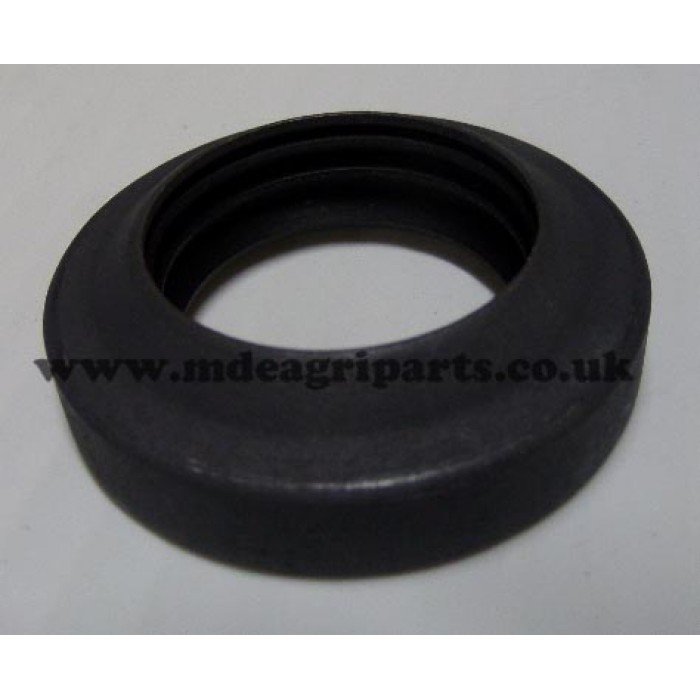 vpj2883.jpg Oil Seal for Axle 3405555R2 - Image 1